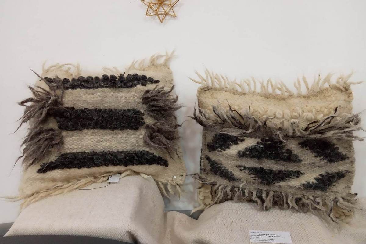 "Різдвяне коло": у Коломиї відбулось відкриття виставки 4