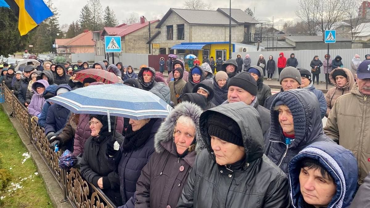 Городенківщина зустріла загиблого Героя Любомира Хамця 4