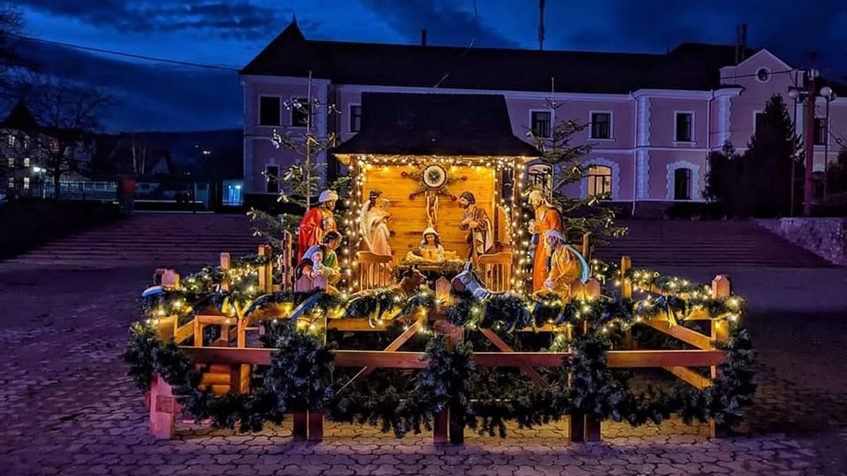 Як виглядає різдвяна шопка у Яремче?