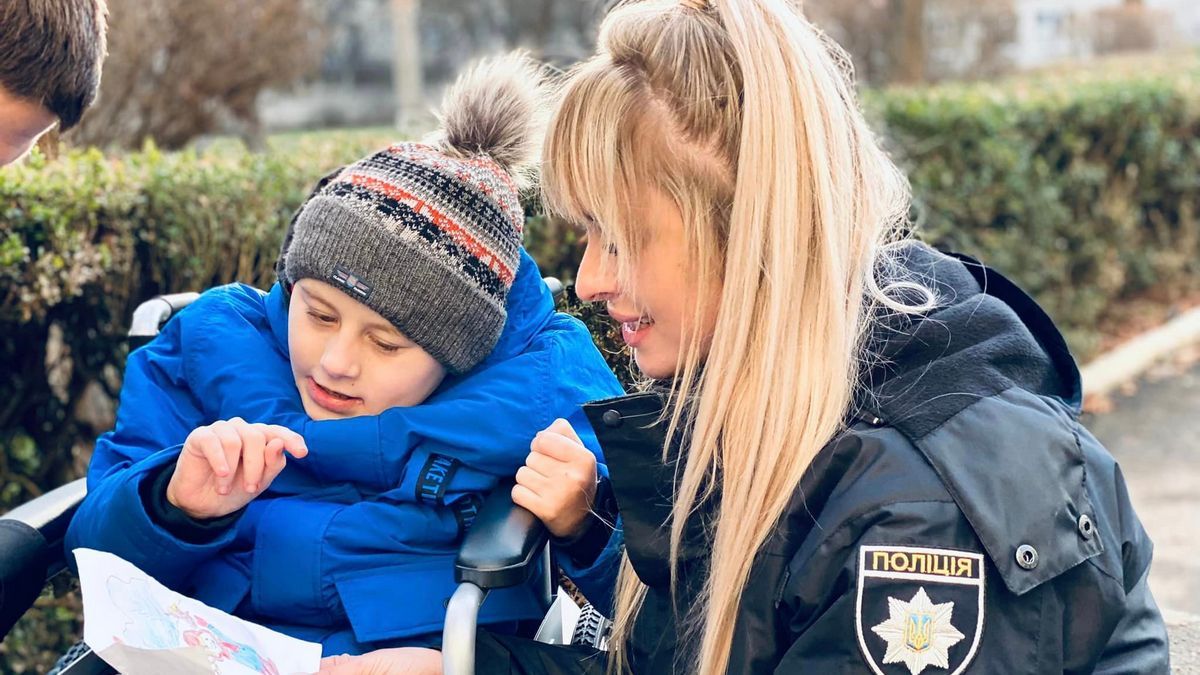 Прикарпатські поліцейські здійснили мрію хлопчика з обмеженими можливостями 5