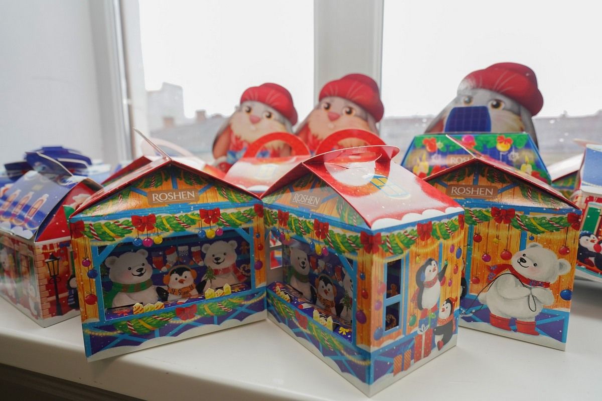 Діти загиблих захисників Коломийської громади отримали різдвяні подарунки 5