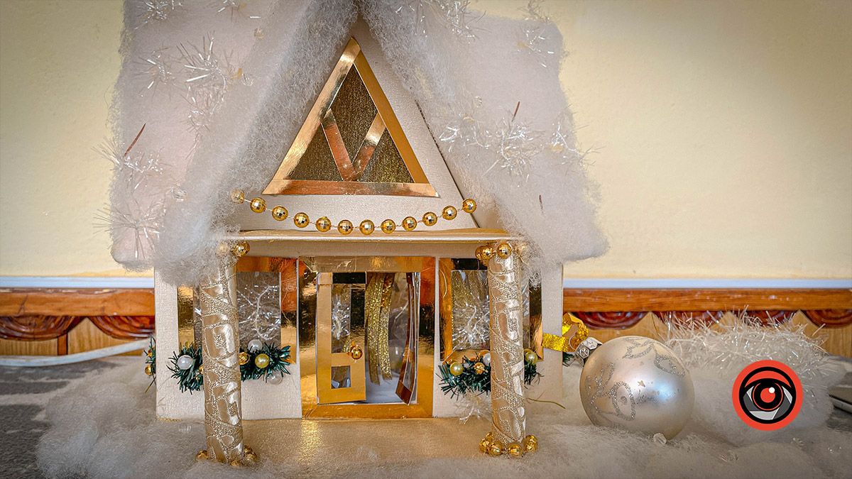 У дитячому садочку Коломиї замість ялинки вирішили встановити вертеп 3