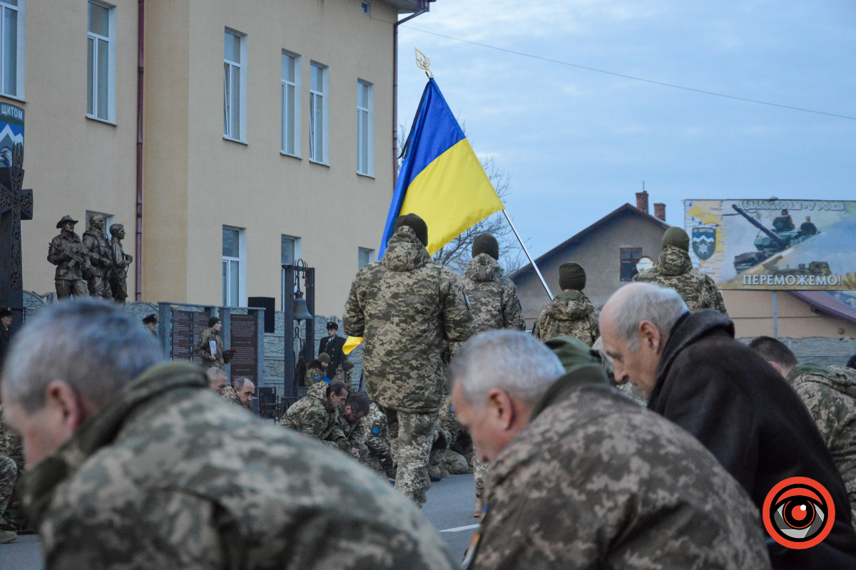 Коломия попрощалася з загиблим Героєм Володимиром Лободюком 10