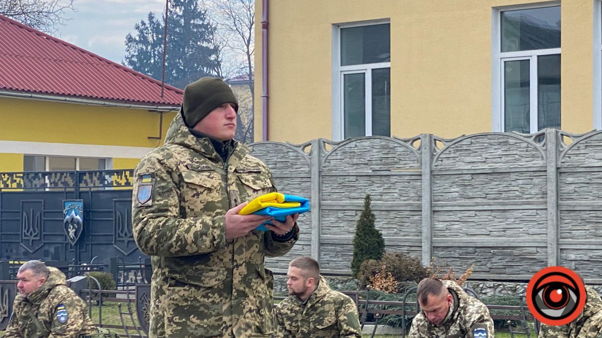 Коломия попрощалася з героєм Павлом Ігнатюком 7