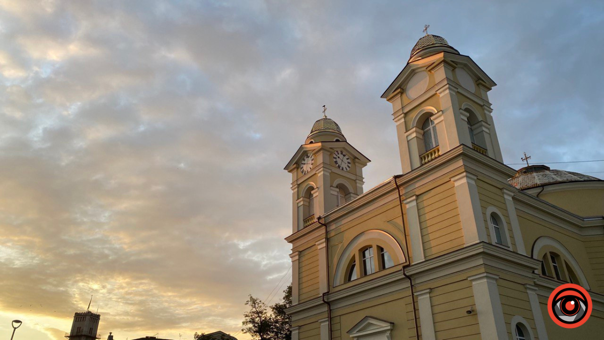 24 лютого у Коломиї молитимуться за Україну, воїнів та перемогу | Розклад Богослужінь 3