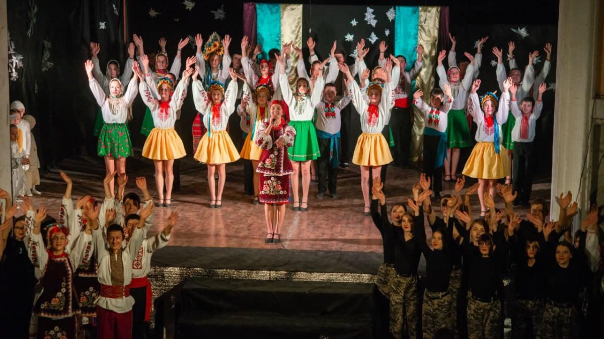 У Соколі відбувся хореографічний проєкт "Танець єднає Різдво"