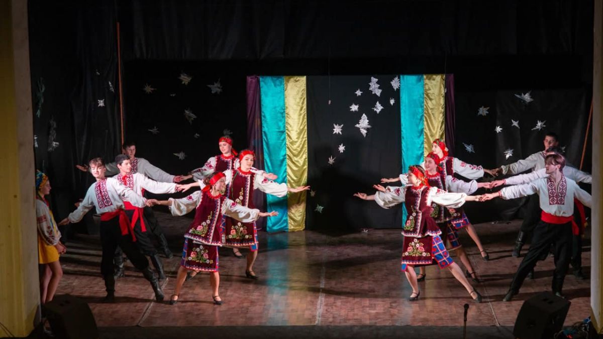 У Соколі відбувся хореографічний проєкт "Танець єднає Різдво" 10