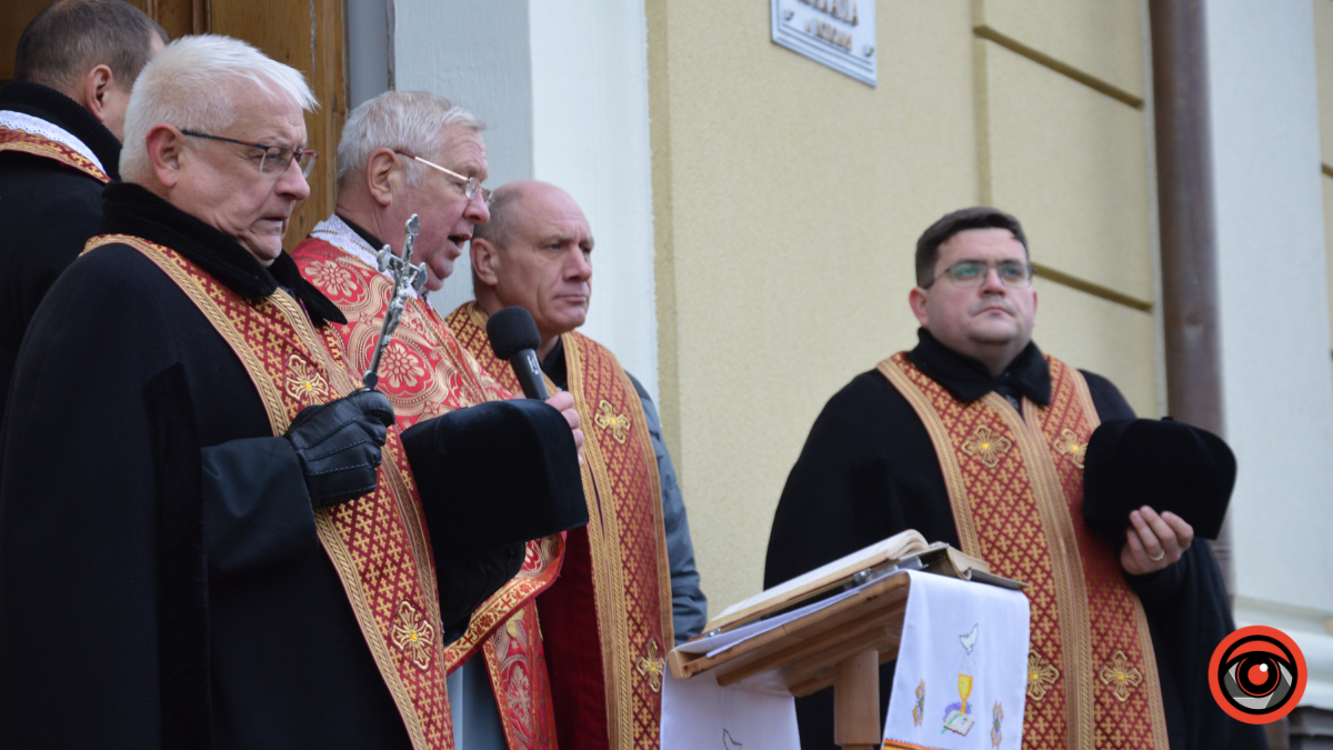 Коломия провела в останню путь Героя Сергія Нікандрова 20