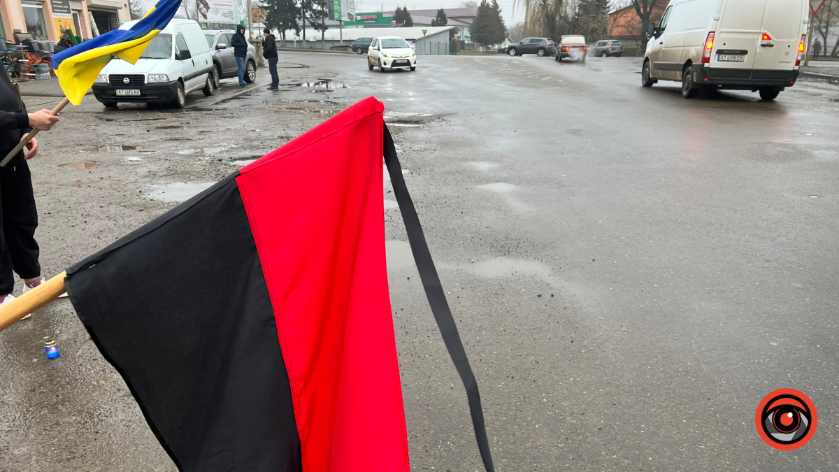 Коломийщина гідно зустріла загиблого Героя Любомира Карп'юка 3