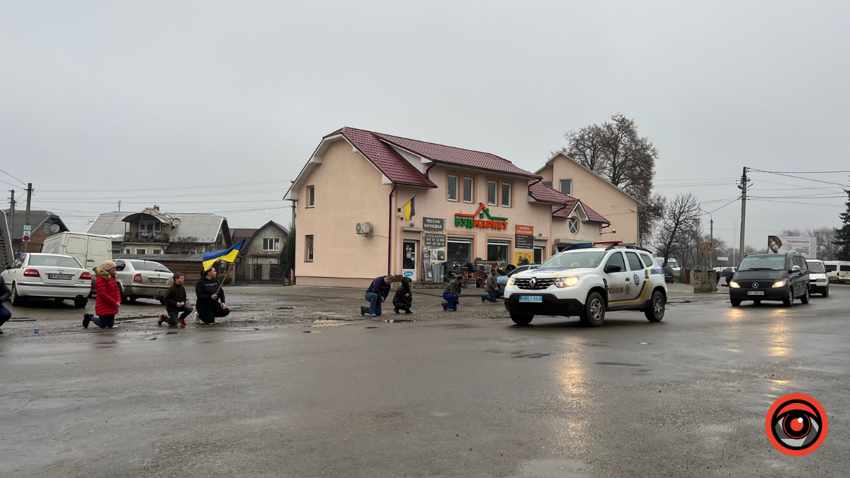 Коломийщина гідно зустріла загиблого Героя Любомира Карп'юка 2