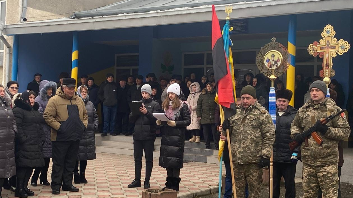 На Городенківщині відкрили меморіальну дошку полеглому Герою Петру Поповичу 2