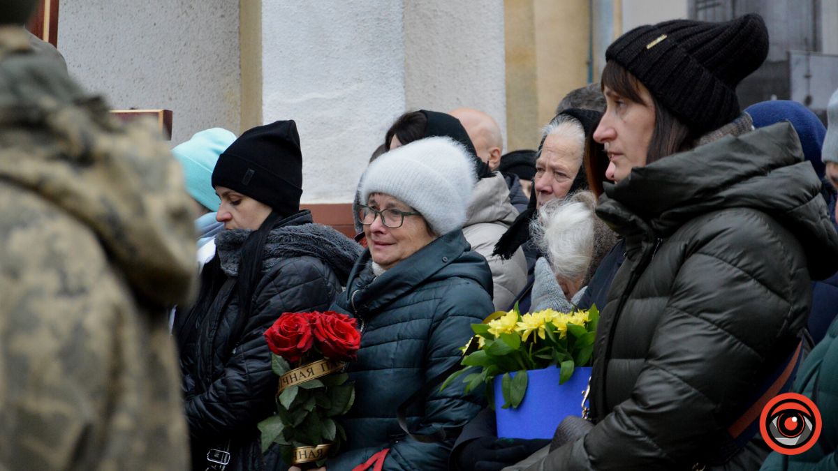 Коломия провела в останню путь Героя Сергія Нікандрова 8