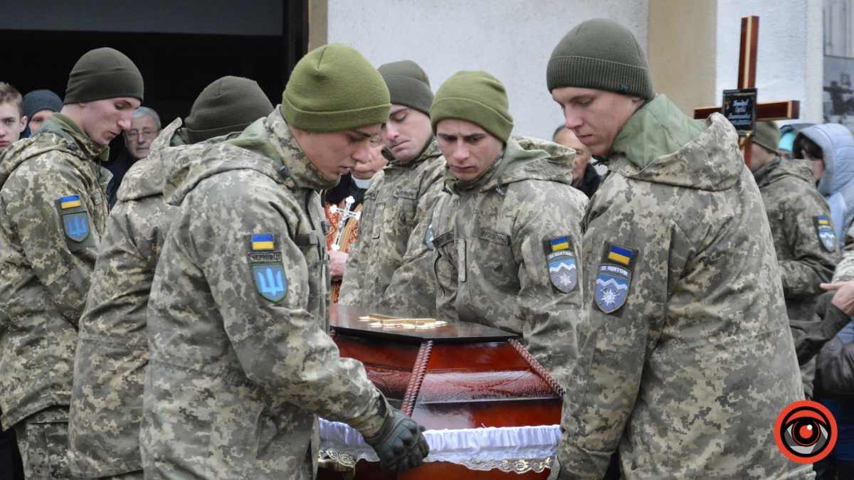 Коломия провела в останню путь Героя Сергія Нікандрова 4