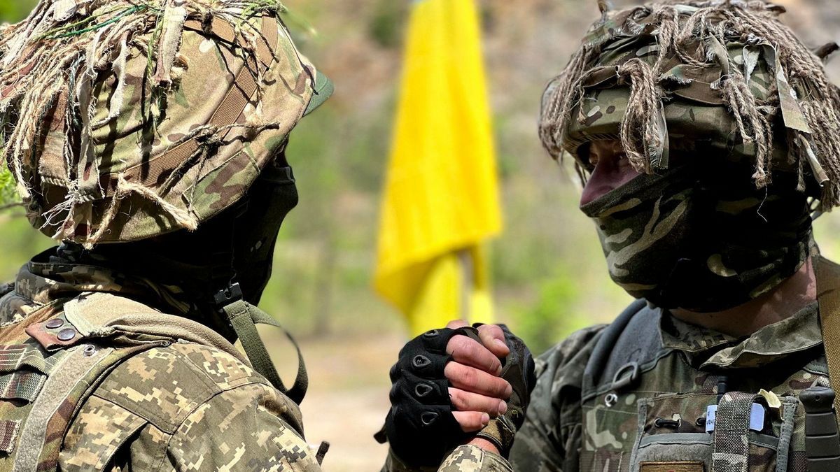 Герої, завдяки яким Україна виграє в ближньому бою 3