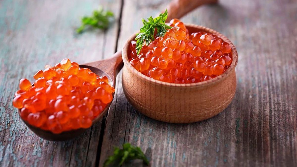 Скільки у Коломиї коштує ікра та звідки її привозять?