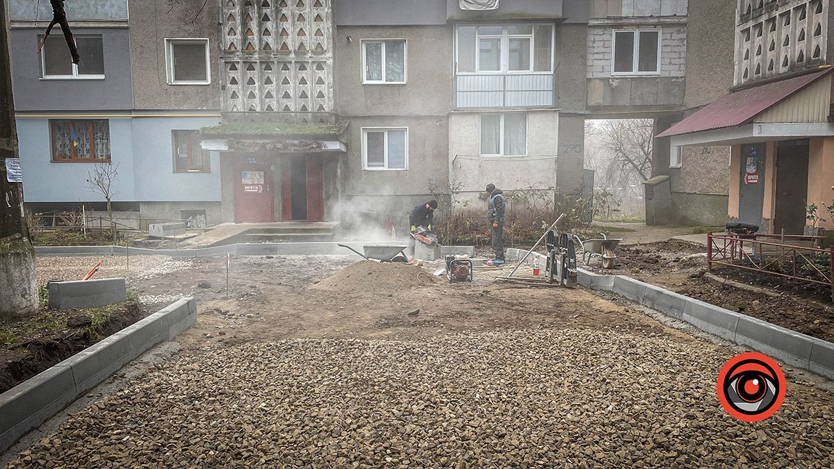 У мікрорайонні Мазепи в Коломиї ремонтують проїзди: скільки це коштує місту 9