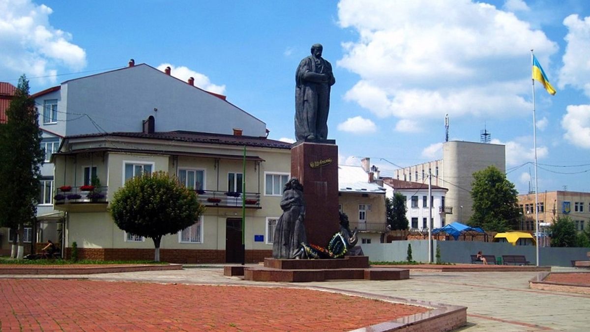 У центрі Надвірної буде різдвяна шопка, а не ялинка
