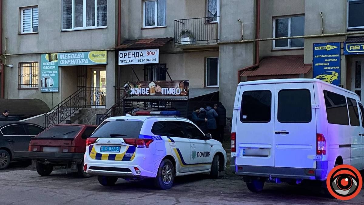 У Коломиї в квартирі виявили 4 тіла без ознак життя 3