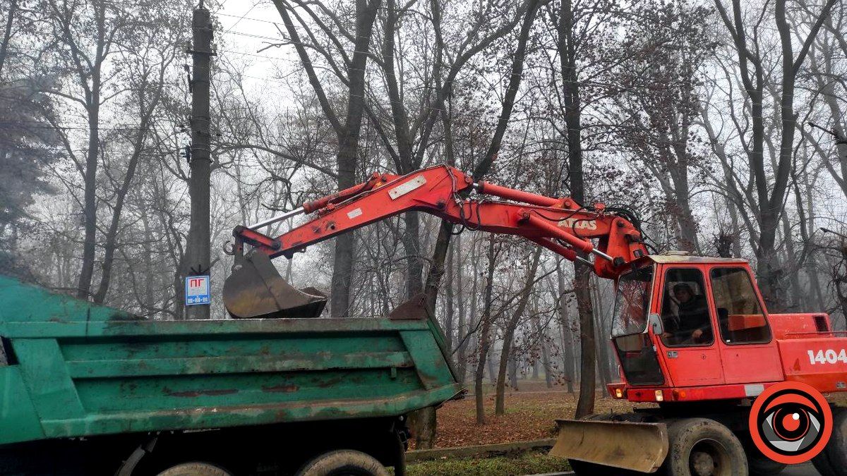 Достукались: на вулиці Чайковського у Коломиї взялися робити тротуар 5