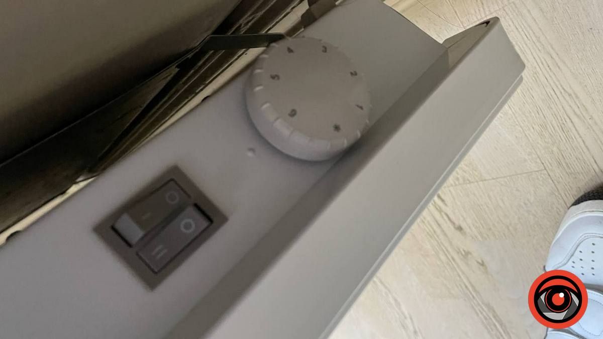 Економимо, але не всі: в мерії електричні батареї працюють на повну потужність 1