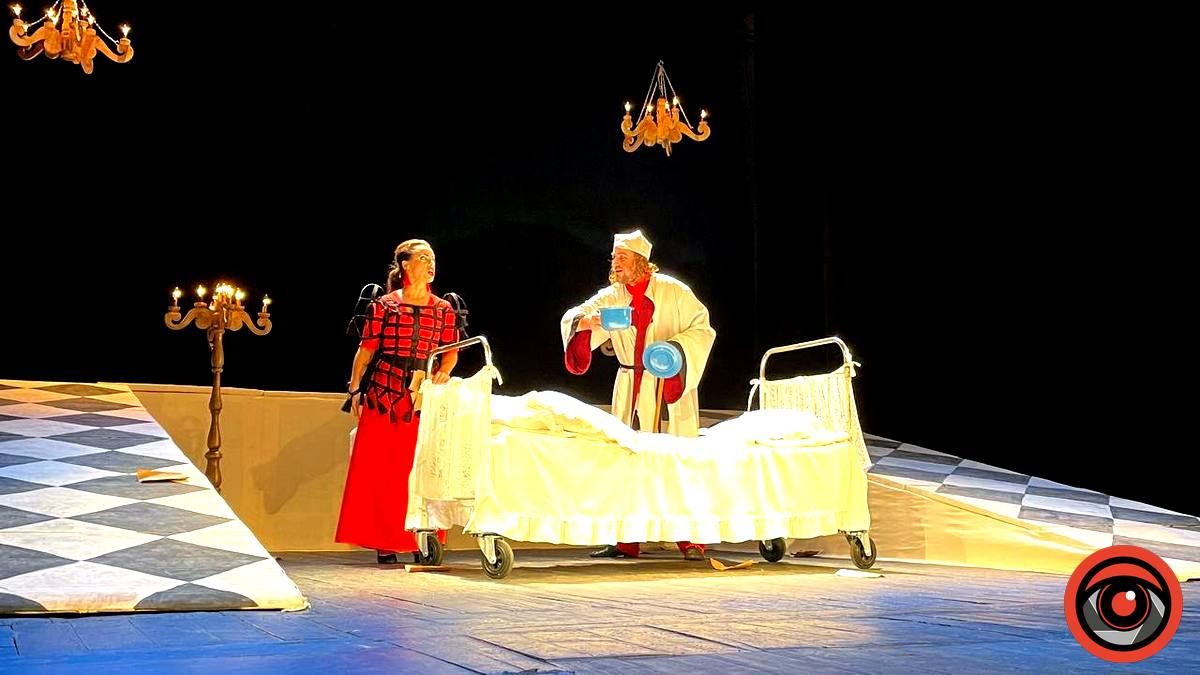 Нареготалися всмак: як коломийський театр давав прем'єру 15