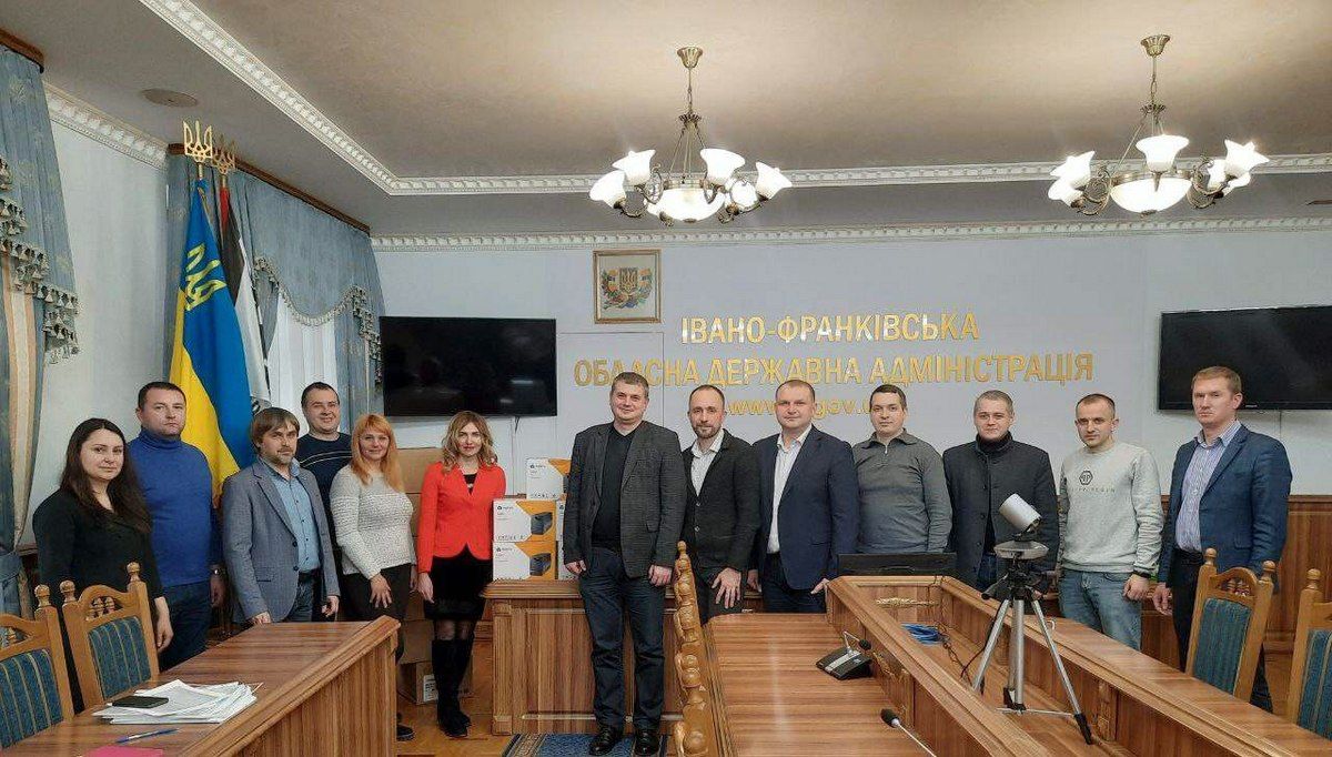 ЦНАПи Прикарпаття працюватимуть навіть в час вимкнень, у Коломиї - також 2