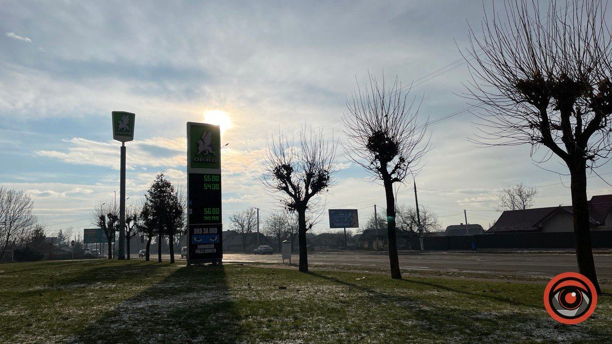 Чи змінились ціни за заправках Коломиї 15 грудня 1