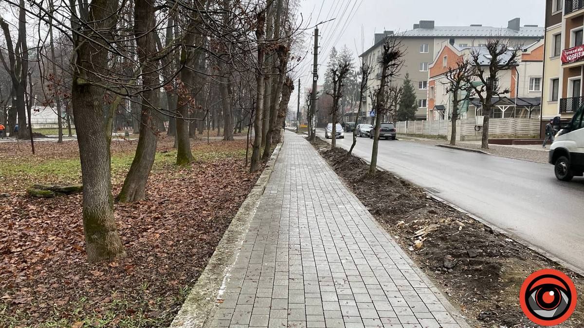 Частину тротуарів на вул. Чайковського в Коломиї відремонтували 7