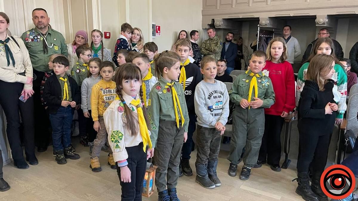 До Коломиї привезли Вифлеємський вогонь миру 3