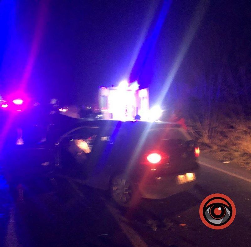 Під Коломиєю зіткнулись три автівки, дані про постраждалих уточнюються 3
