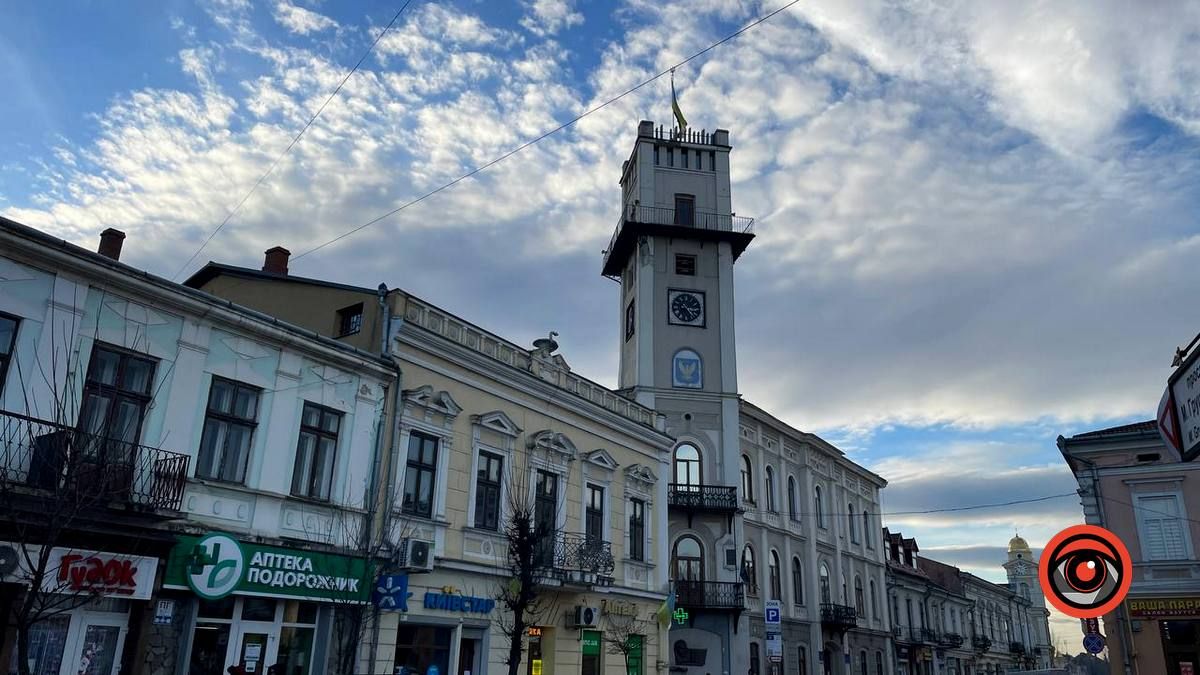 Скільки в місяць обходяться Коломиї чиновники в ратуші 2