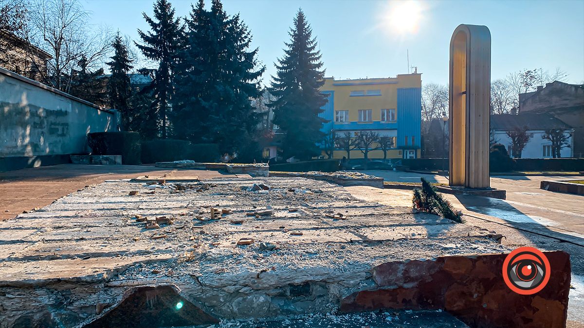 Історія руйнації: площа Коломиї, повна скорботи 12