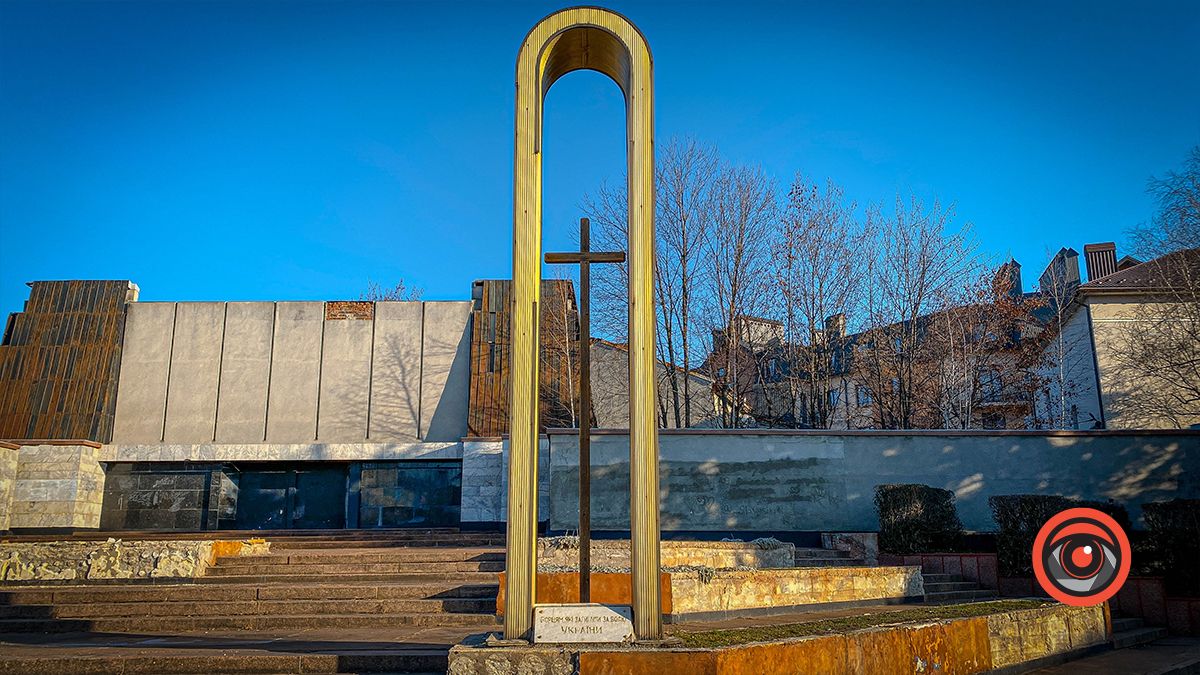 Історія руйнації: площа Коломиї, повна скорботи 17