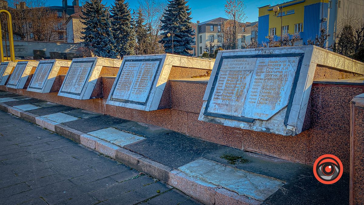 Історія руйнації: площа Коломиї, повна скорботи 1