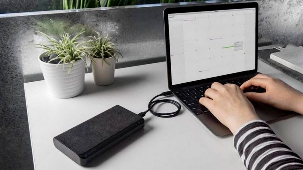 Як обрати павербанк для ноутбука: корисні рекомендації від консультантів MOYO