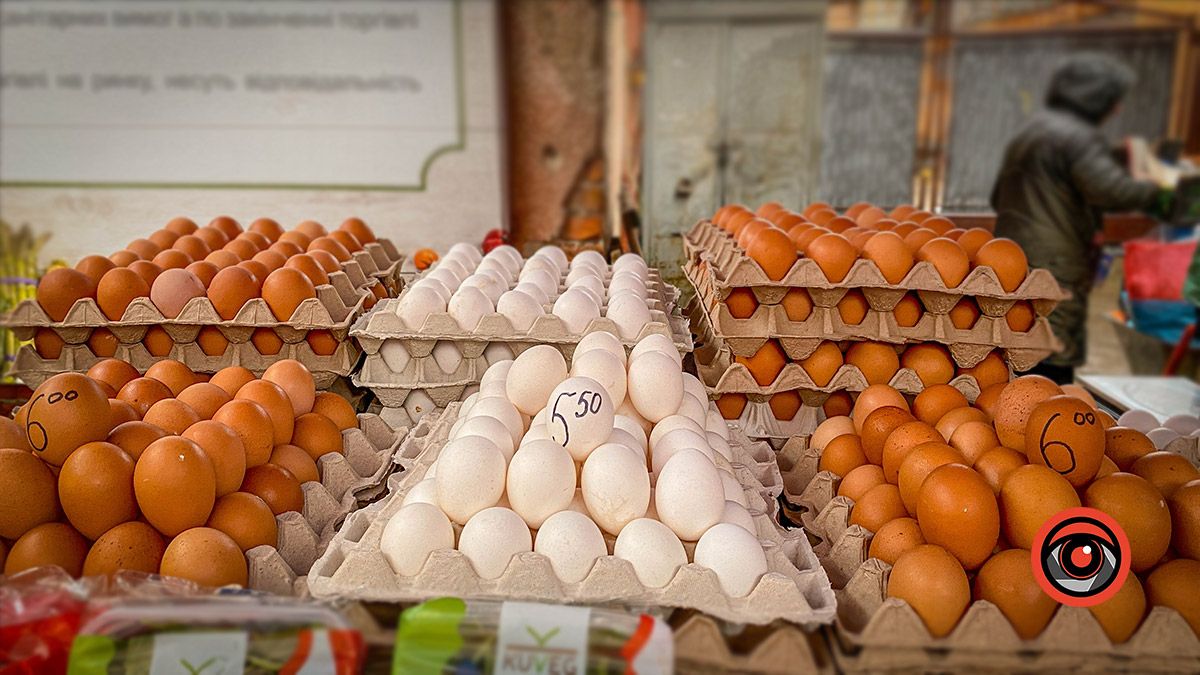 Скільки у Коломиї коштують продукти на святковий стіл? 8