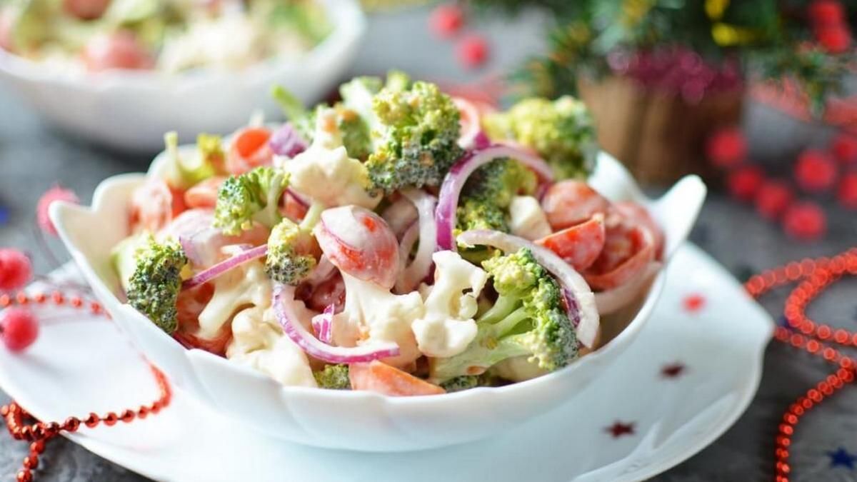 Приготували цілий тазик: як правильно зберігати салати