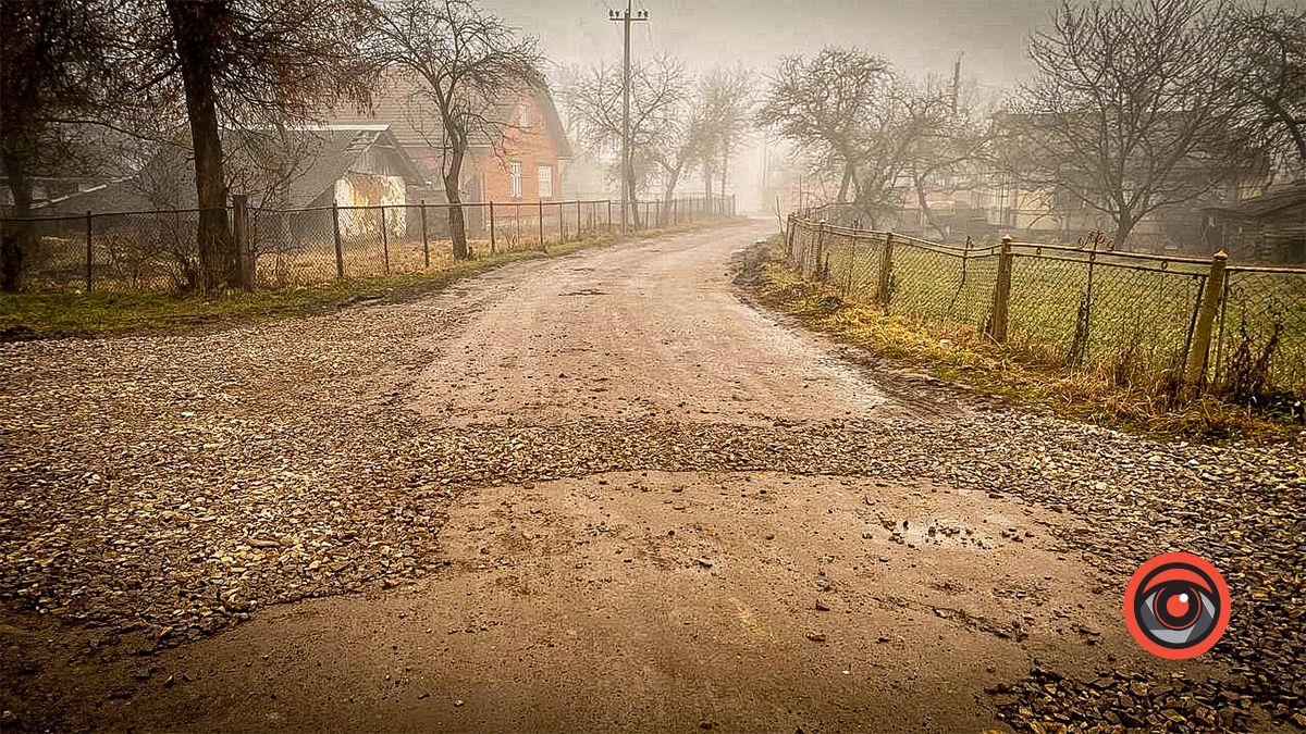 Екстрім скасовується: болото на вул. Грабовського засипали 3