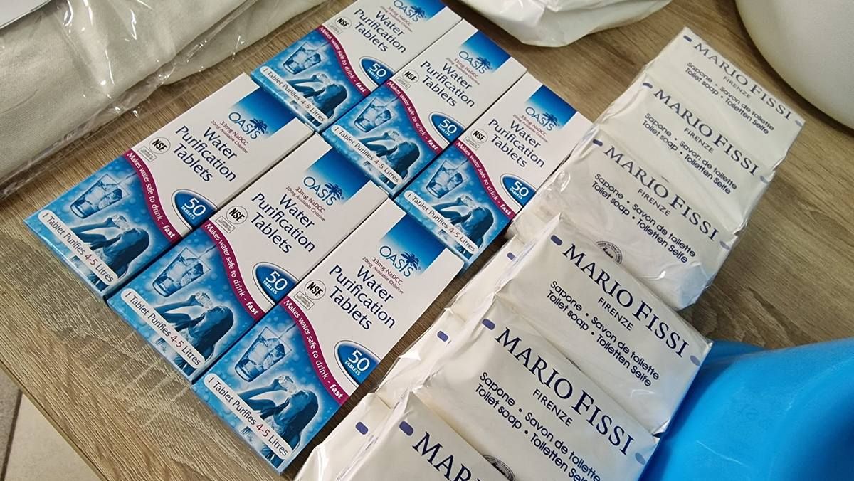 З-за кордону приїхала допомога для укриттів у ОСББ Коломиї 4