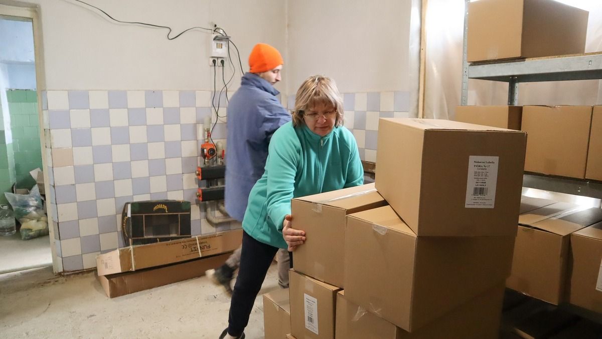 Для переселенців з коломийського шелтеру приїхала гуманітарна допомога з Польщі 8