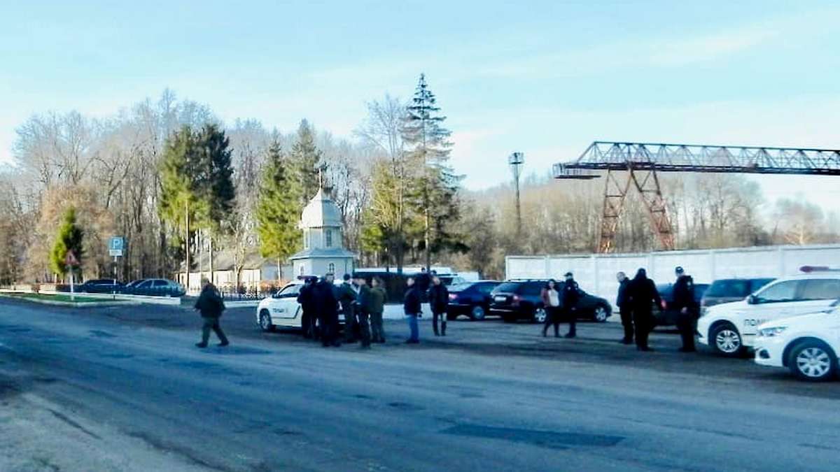 У Коломийській громаді перехожі допомогли затримати автомобільного злодія 2