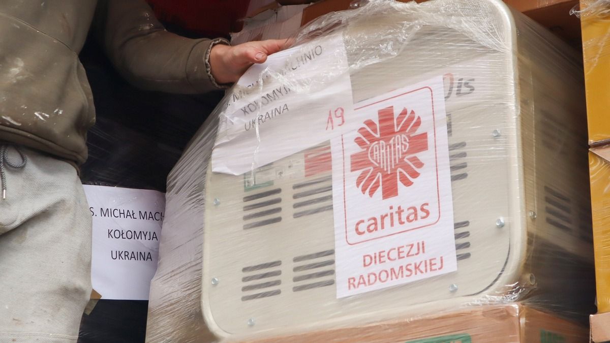 Для переселенців з коломийського шелтеру приїхала гуманітарна допомога з Польщі 9