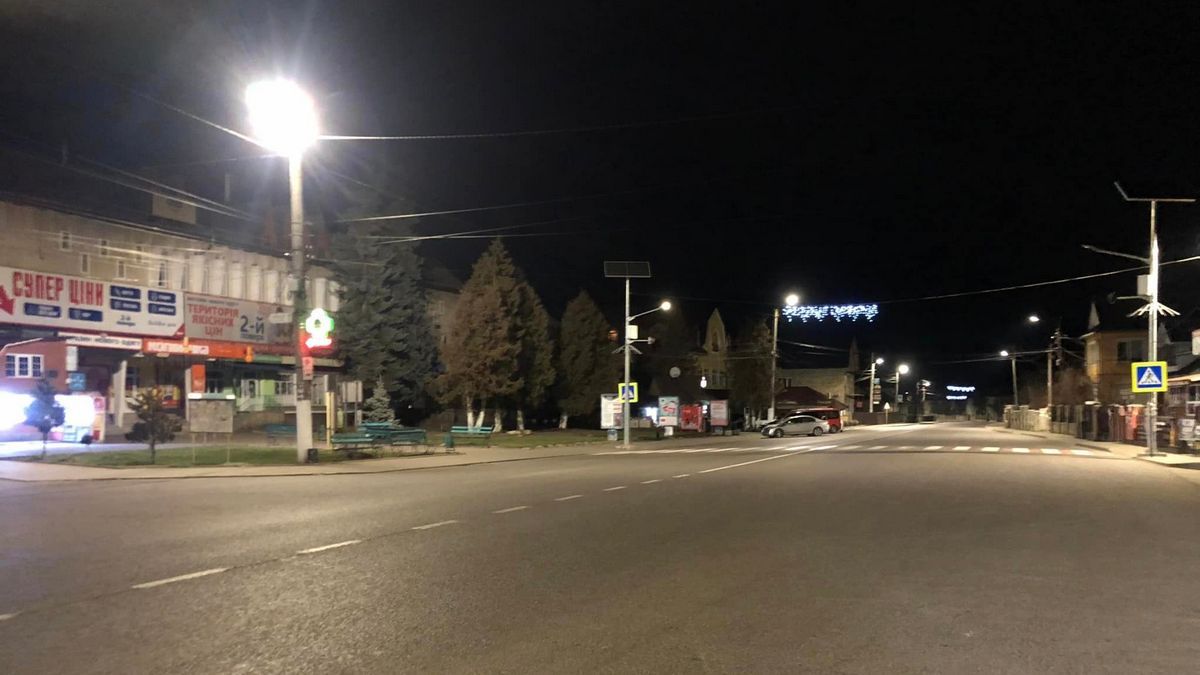 Скільки вартують оновлені вуличні ліхтарі у Делятині? 3