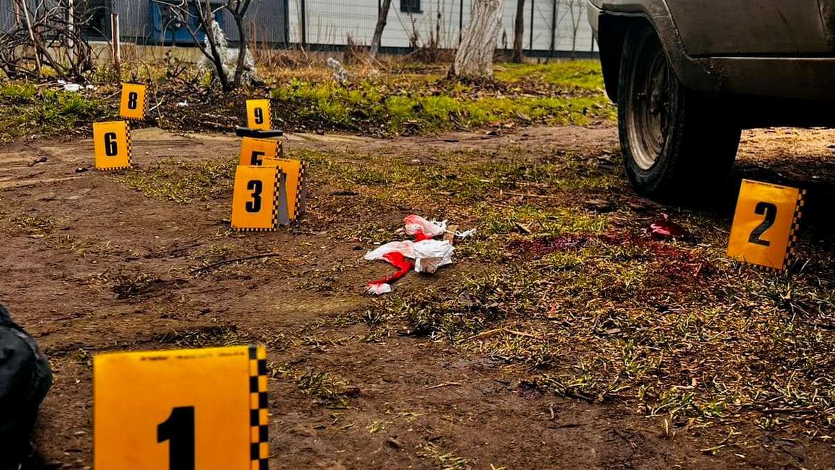 Вистрілив у матір дівчини, а потім собі в голову: на Надвірнянщині стався конфлікт 1