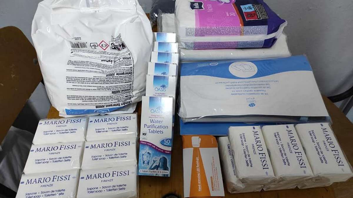 Коломийському ліцею №4 передали засоби гігієни для укриття 1