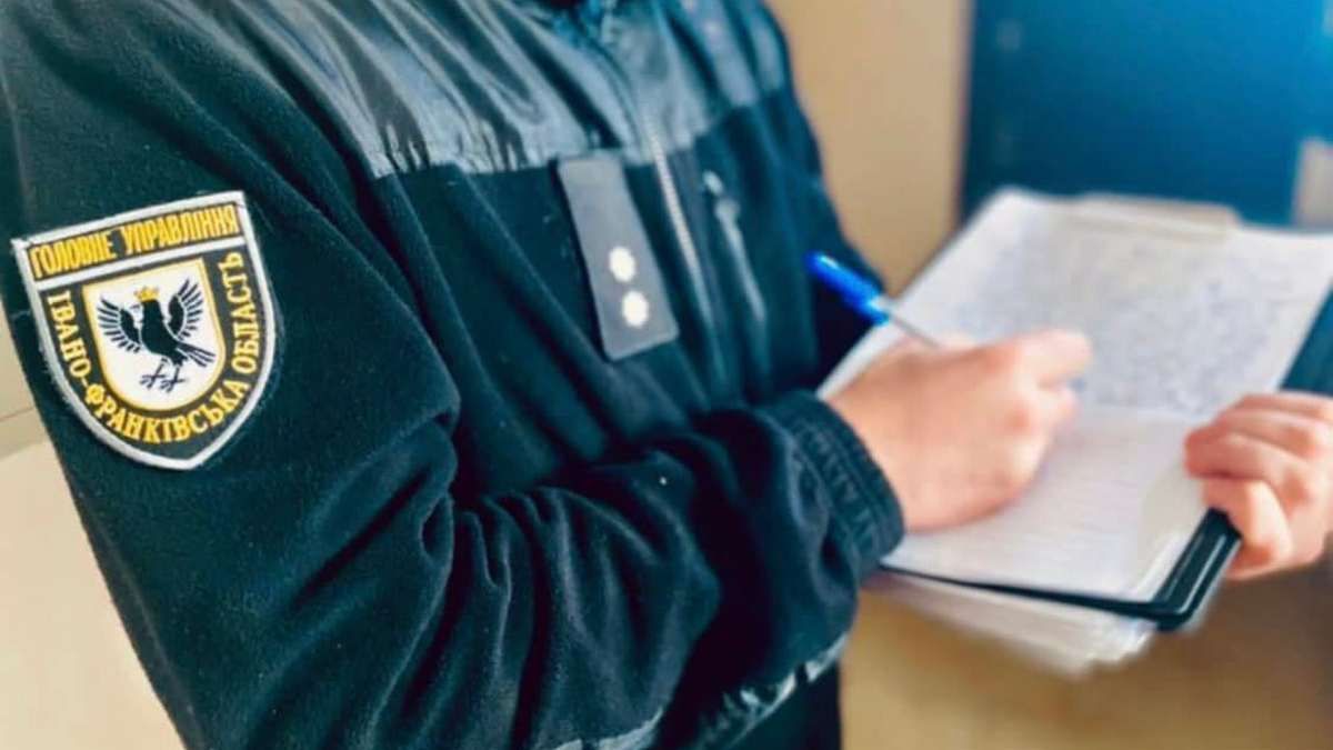 Оформила інвалідність, аби вивезти сина за кордон: на Прикарпатті проводять розслідування 1