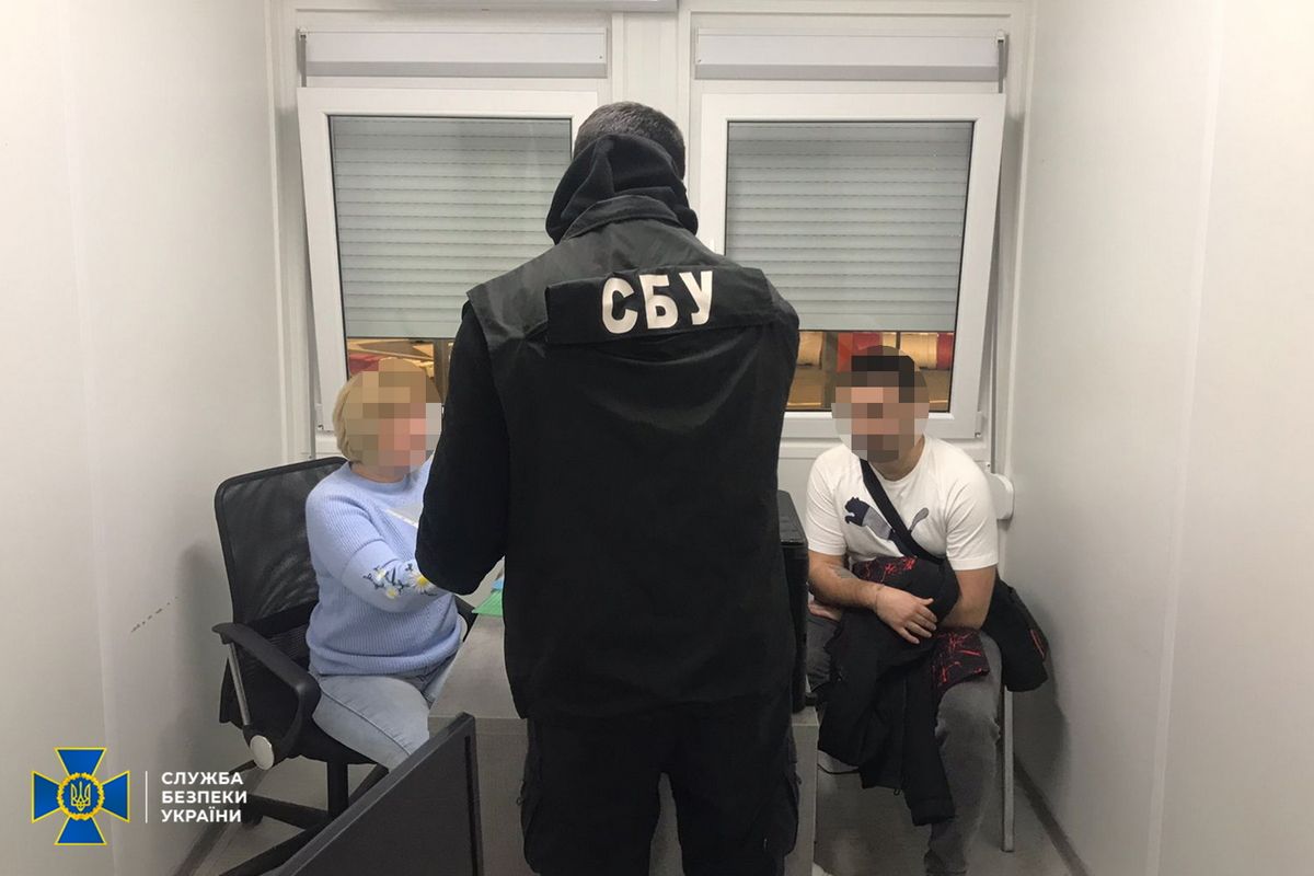 Оформила інвалідність, аби вивезти сина за кордон: на Прикарпатті проводять розслідування 2