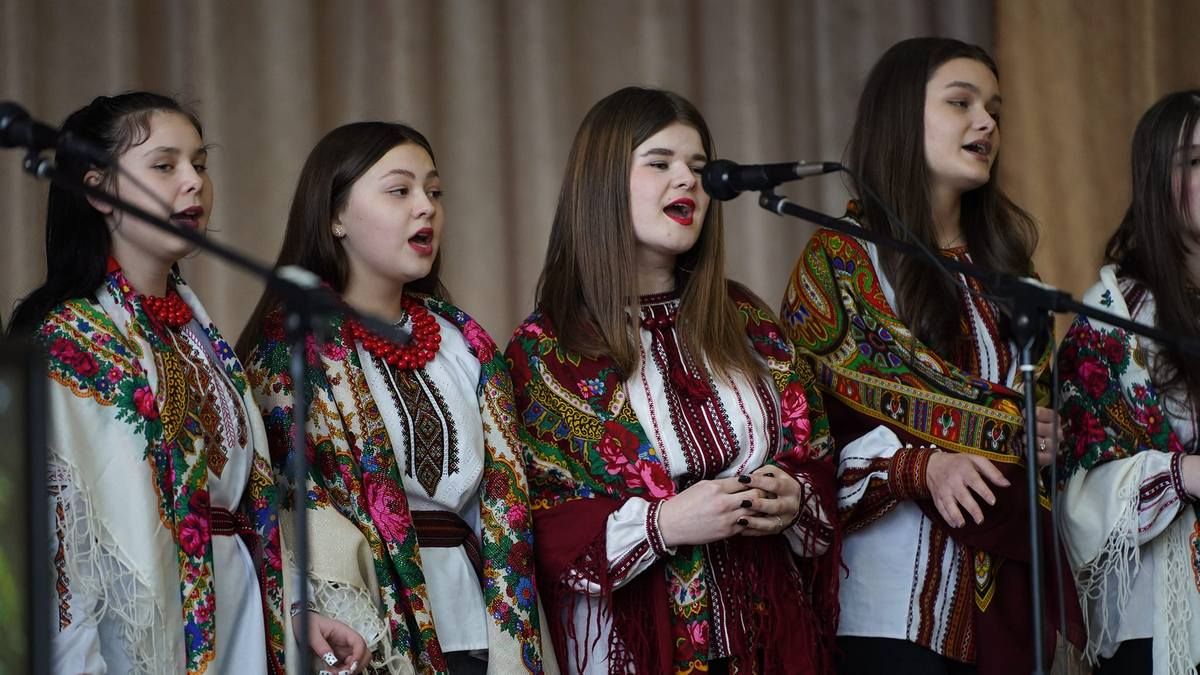 Рідним загиблих загиблих розповіли, як виглядатиме площа Героїв і вшанування воїнів 5