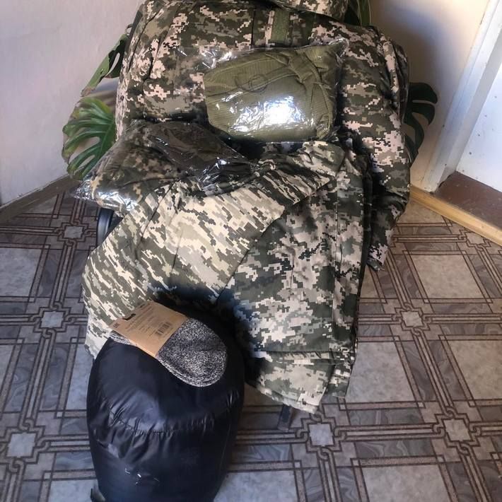 Працівники Надвірнянської міської ради віддали свій одноденний заробіток на закупівлю необхідних речей для ЗСУ 12