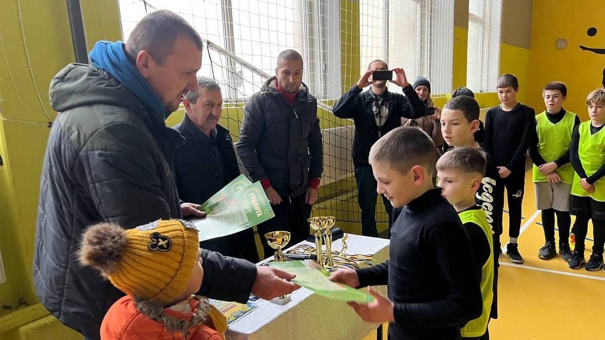 У Коломиї відбувся турнір з баскетболу до Дня Героїв Крут 4